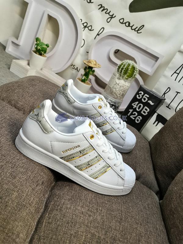 Adidas Wmns Superstar "White Gold Metallic" - Cloud White/Gold Metallic/Cloud White - GX1839 Classic Originals Shoes