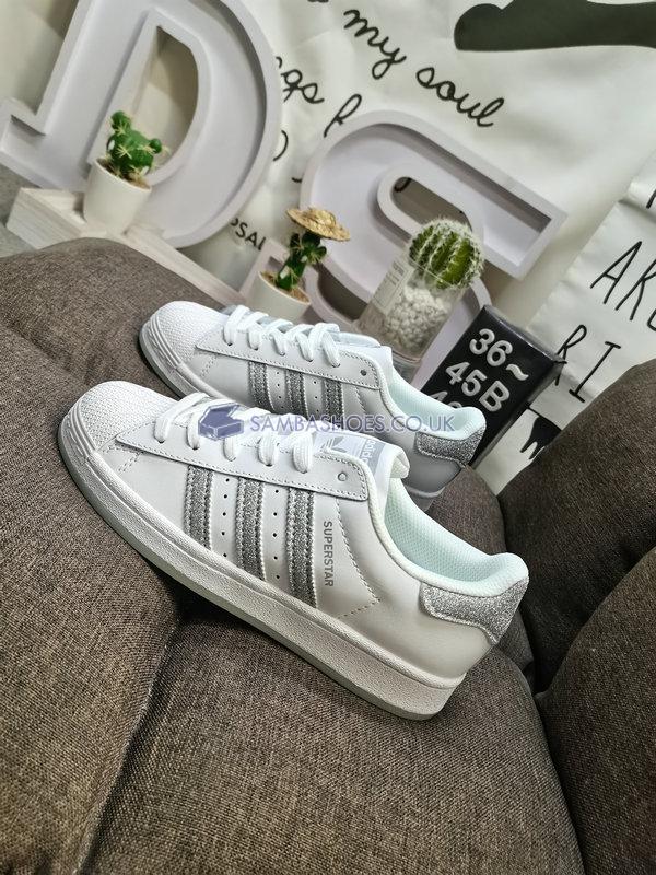 Adidas Superstar "Glitter" - Cloud White/Silver Metallic/Silver Metallic - FZ4445 Classic Originals Shoes