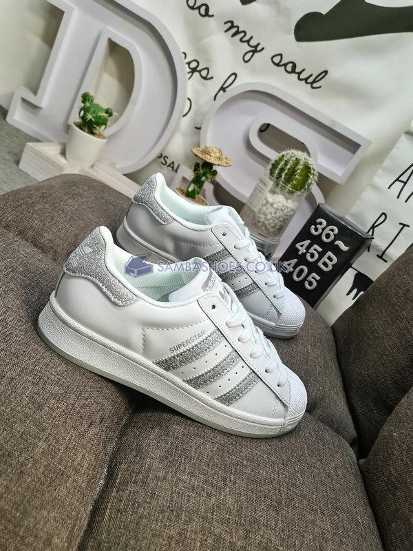 Adidas Superstar "Glitter" - Cloud White/Silver Metallic/Silver Metallic - FZ4445 Classic Originals Shoes