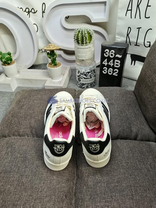 Andre Saraiva x Adidas Superstar "Love Graffiti" - Cream White/Cream White/Core Black - GZ1753 Classic Originals Shoes