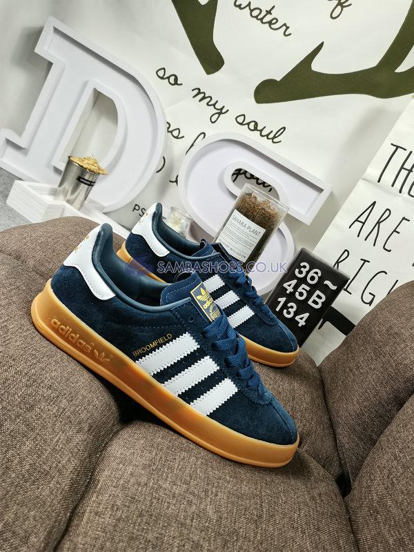 Adidas Broomfield "Navy White" - Navy/White/Gold - FX5678-2 Classic Originals Shoes