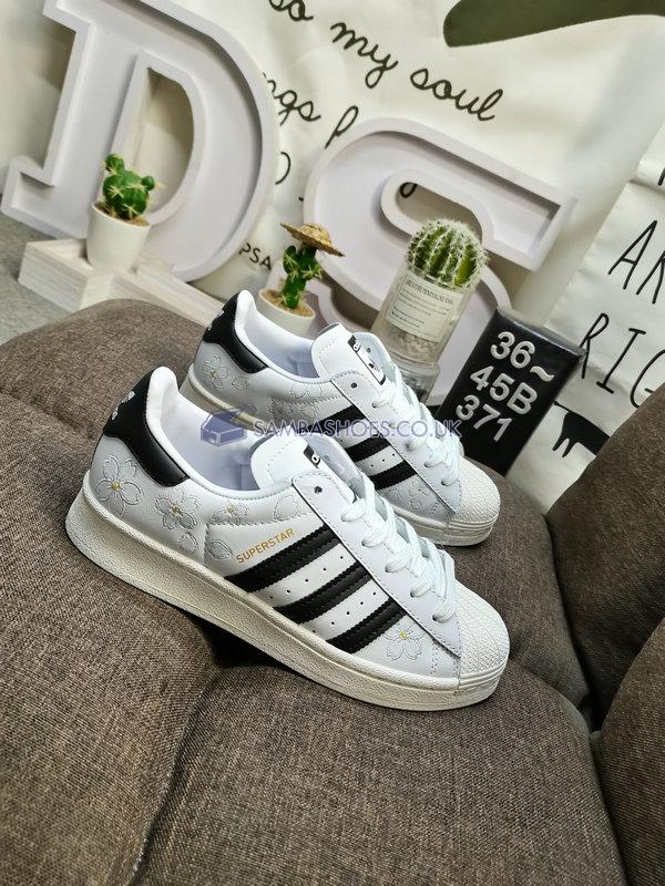 Adidas Superstar "Hanami" - Cloud White/Core Black/Off White - IG9648 Classic Originals Shoes