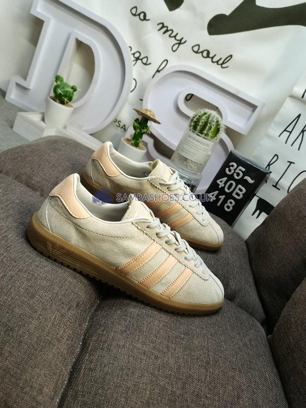 Adidas Bermuda "Wonder White" - Wonder White/Pantone/Gum - GY7388 Classic Originals Shoes