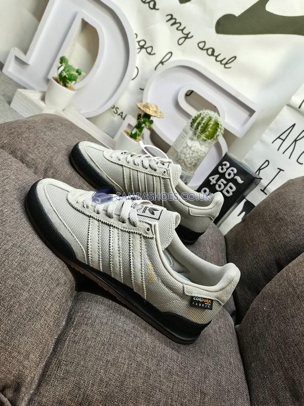 Adidas Jeans "Alumina Pantone" - Aluminium/Aluminium/Pantone - GX6952 Classic Originals Shoes