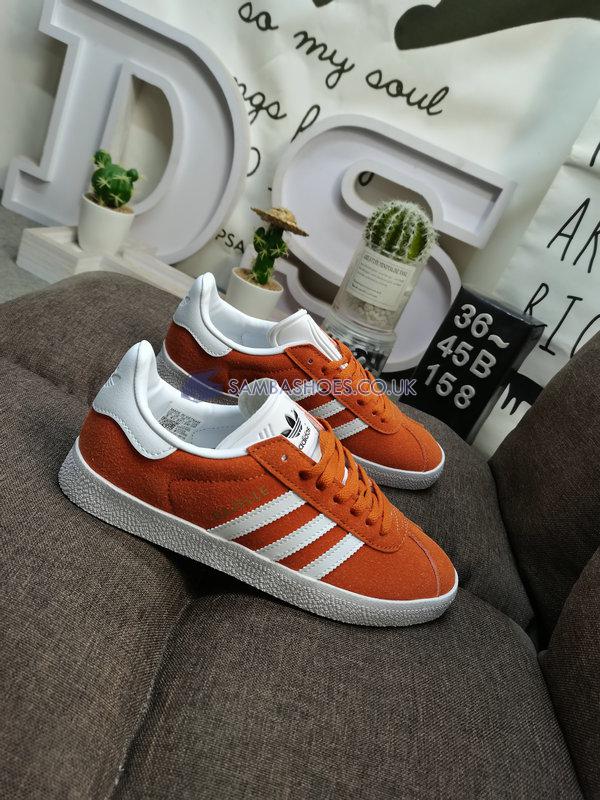 Adidas Gazelle "Orange White" - Orange/Cloud White/Gold Metallic - GY2531-1 Classic Originals Shoes