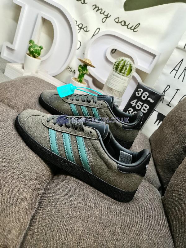 Adidas Gazelle "Olive Green Black" - Pantone/Pantone/Core Black - GX2209 Classic Originals Shoes