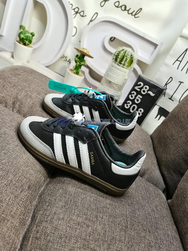 Adidas Samba Vegan "Black Gum" - Cloud White/Core Black/Gum - H01878 Classic Originals Shoes