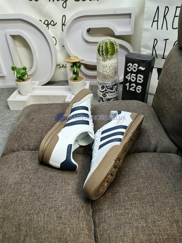 Adidas Jeans "White Navy Gum" - Cloud White/Collegiate Navy/Gum - FW6207 Classic Originals Shoes