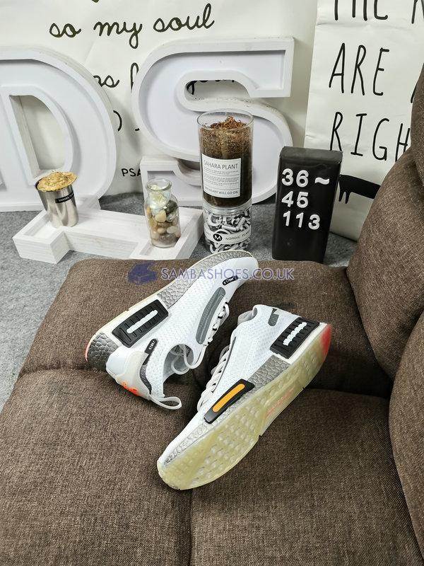 NASA x Adidas NMD_R1 Spectoo "Footwear White" - Footwear White/Footwear White/Core Black - FX6818 Classic Originals Shoes