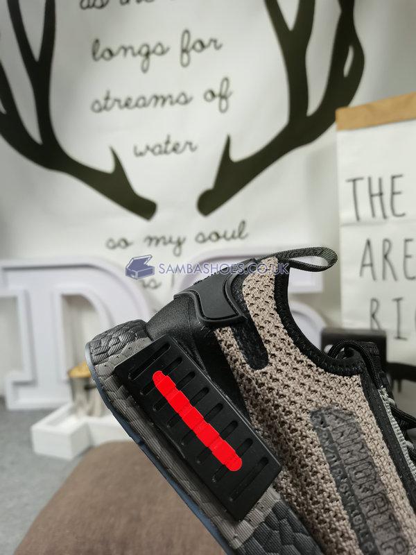 Adidas NMD_R1 Spectoo "Black Solar Red" - Core Black/Grey Five/Solar Red - FZ3204 Classic Originals Shoes