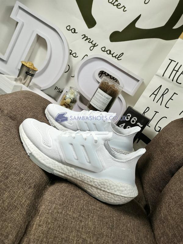 Adidas UltraBoost 22 "Cloud White" - Cloud White/Cloud White/Core Black - GX5459 Classic Running Shoes