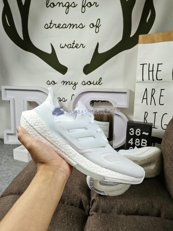 Adidas UltraBoost 22 "Cloud White" - Cloud White/Cloud White/Core Black - GX5459 Classic Running Shoes