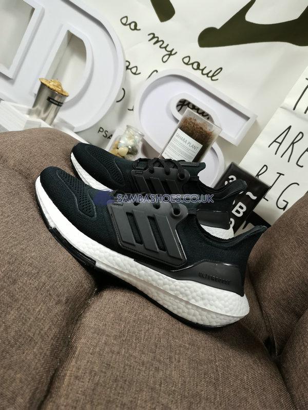 Adidas UltraBoost 22 "Black White" - Core Black/Core Black/Cloud White - GX3062 Classic Running Shoes