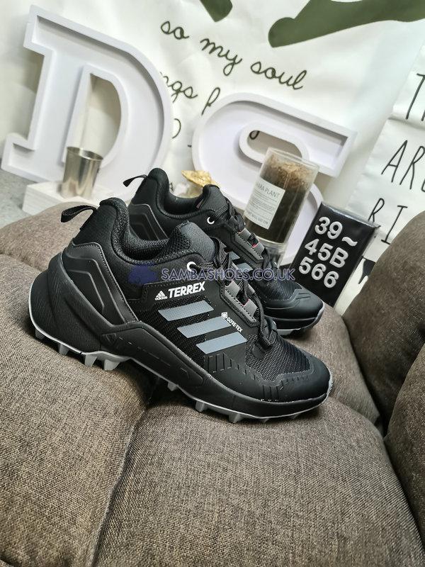 Adidas Terrex Swift R3 GTX "Black Grey" - Core Black/Grey Three/Solar Red - FW2769 Classic Outdoor & Hiking Shoes