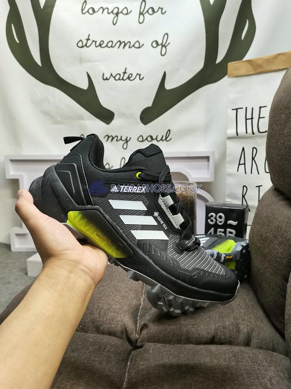 Adidas Terrex Swift R3 GTX "Black Solar Yellow" - Core Black/Grey One/Solar Yellow - FW2770 Classic Outdoor & Hiking Shoes