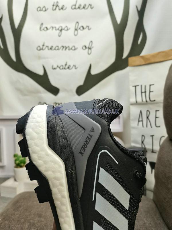 Adidas Terrex Skychaser Gore-Tex 2.0 Hiking "Black Grey" - Core Black/Halo Silver/Dgh Solid Grey - HR1284 Classic Outdoor & Hiking Shoes