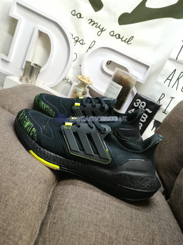 Adidas UltraBoost 22 "Black Solar Yellow" - Core Black/Core Black/Solar Yellow - GX5915 Classic Running Shoes