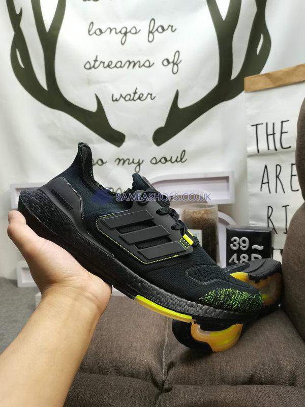 Adidas UltraBoost 22 "Black Solar Yellow" - Core Black/Core Black/Solar Yellow - GX5915 Classic Running Shoes